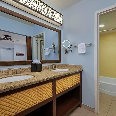 Disney'S Caribbean Beach Resort-3